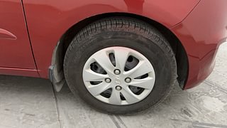 Used 2011 Hyundai i10 Sportz 1.2 Kappa2 Petrol Manual tyres RIGHT FRONT TYRE RIM VIEW