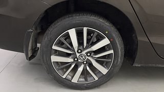 Used 2021 Honda City ZX CVT Petrol Petrol Automatic tyres RIGHT REAR TYRE RIM VIEW