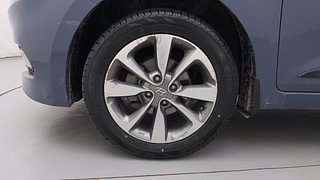 Used 2015 Hyundai Elite i20 [2014-2018] Asta 1.2 Petrol Manual tyres LEFT FRONT TYRE RIM VIEW