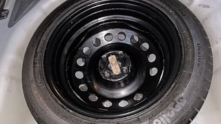 Used 2015 Hyundai Elite i20 [2014-2018] Asta 1.2 Petrol Manual tyres SPARE TYRE VIEW