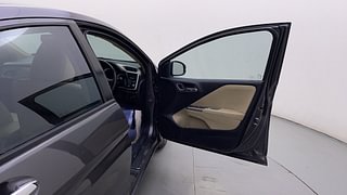 Used 2017 Honda City [2017-2020] ZX CVT Petrol Automatic interior RIGHT FRONT DOOR OPEN VIEW