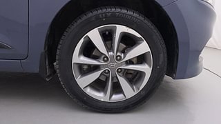 Used 2015 Hyundai Elite i20 [2014-2018] Asta 1.2 Petrol Manual tyres RIGHT FRONT TYRE RIM VIEW
