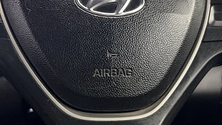 Used 2018 Hyundai Elite i20 [2018-2020] Asta 1.2 (O) Petrol Manual top_features Airbags