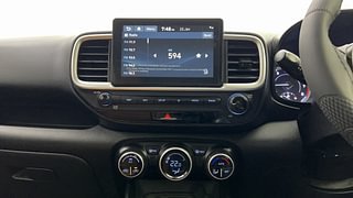 Used 2019 Hyundai Venue [2019-2022] SX Plus 1.0 Turbo DCT Petrol Automatic interior MUSIC SYSTEM & AC CONTROL VIEW