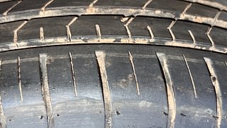 Used 2018 Hyundai Elite i20 [2018-2020] Asta 1.2 (O) Petrol Manual tyres RIGHT REAR TYRE TREAD VIEW