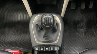 Used 2022 Hyundai New Santro 1.1 Sportz Executive CNG Petrol+cng Manual interior GEAR  KNOB VIEW