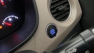 Used 2014 Hyundai Grand i10 Asta 1.2 Kappa VTVT (O) Petrol Manual top_features Keyless start