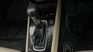 Used 2021 Honda City ZX CVT Petrol Petrol Automatic interior GEAR  KNOB VIEW