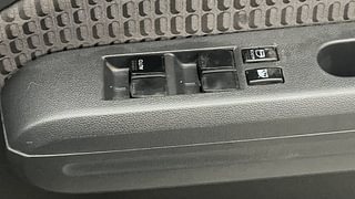 Used 2014 Maruti Suzuki Ritz [2012-2017] Vxi Petrol Manual top_features Power windows