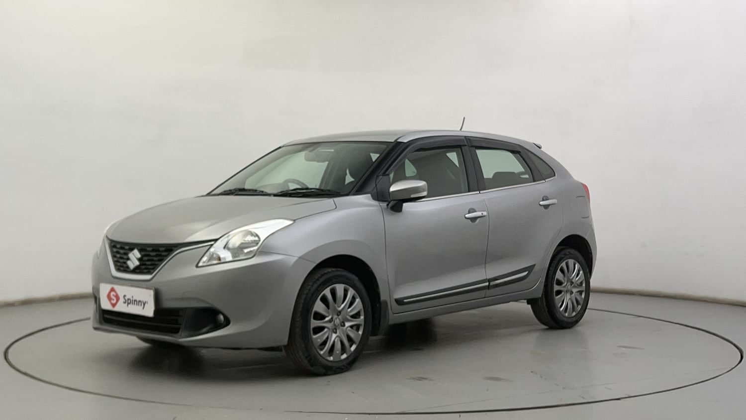 LEFT FRONT CORNER VIEW