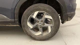 Used 2020 Hyundai Venue [2019-2022] SX Plus 1.0 Turbo DCT Petrol Automatic tyres LEFT REAR TYRE RIM VIEW