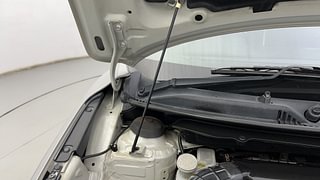 Used 2019 Maruti Suzuki Baleno [2015-2019] Zeta Petrol Petrol Manual engine ENGINE RIGHT SIDE HINGE & APRON VIEW