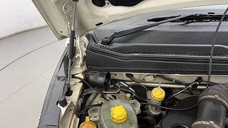 Used 2019 Mahindra KUV100 NXT [2017-2020] K4+ D 6 STR Diesel Manual engine ENGINE RIGHT SIDE HINGE & APRON VIEW