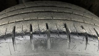 Used 2019 Maruti Suzuki Baleno [2015-2019] Zeta Petrol Petrol Manual tyres RIGHT REAR TYRE TREAD VIEW