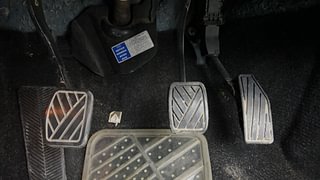 Used 2019 Maruti Suzuki Baleno [2015-2019] Zeta Petrol Petrol Manual interior PEDALS VIEW