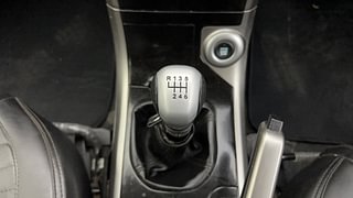 Used 2021 Mahindra XUV500 [2018-2021] W7 Diesel Manual interior GEAR  KNOB VIEW