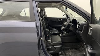 Used 2020 Hyundai Venue [2019-2022] SX Plus 1.0 Turbo DCT Petrol Automatic interior RIGHT SIDE FRONT DOOR CABIN VIEW