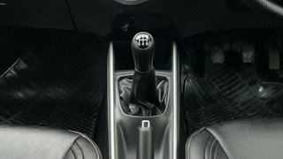 Used 2016 Maruti Suzuki Baleno [2015-2019] Alpha Petrol Petrol Manual interior GEAR  KNOB VIEW