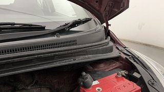 Used 2014 Hyundai i10 magna 1.1 Petrol Manual engine ENGINE LEFT SIDE HINGE & APRON VIEW