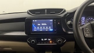 Used 2019 honda Amaze 1.5 VX CVT i-DTEC Diesel Automatic interior MUSIC SYSTEM & AC CONTROL VIEW