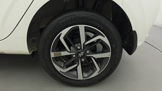 Used 2023 Hyundai Grand i10 Nios Asta CNG Petrol+cng Manual tyres LEFT REAR TYRE RIM VIEW