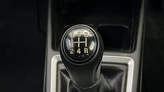 Used 2021 Maruti Suzuki Swift [2017-2021] VXi Petrol Manual interior GEAR  KNOB VIEW