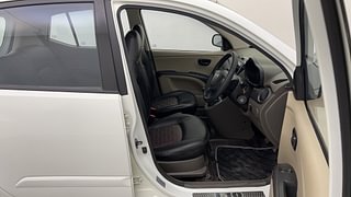 Used 2012 Hyundai i10 [2010-2016] Era Petrol Petrol Manual interior RIGHT SIDE FRONT DOOR CABIN VIEW