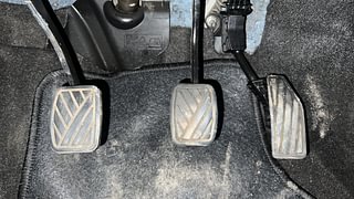 Used 2021 Maruti Suzuki Swift [2017-2021] VXi Petrol Manual interior PEDALS VIEW