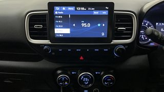 Used 2020 Hyundai Venue [2019-2022] SX Plus 1.0 Turbo DCT Petrol Automatic interior MUSIC SYSTEM & AC CONTROL VIEW