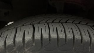 Used 2014 Hyundai i10 magna 1.1 Petrol Manual tyres LEFT FRONT TYRE TREAD VIEW