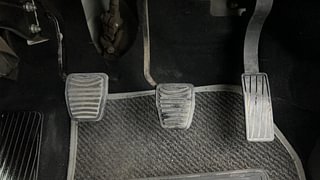 Used 2019 Mahindra KUV100 NXT [2017-2020] K4+ D 6 STR Diesel Manual interior PEDALS VIEW