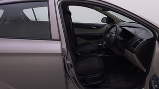 Used 2014 Hyundai i20 [2012-2014] Asta 1.4 CRDI Diesel Manual interior RIGHT SIDE FRONT DOOR CABIN VIEW
