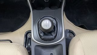 Used 2017 Honda City SV Petrol Manual interior GEAR  KNOB VIEW