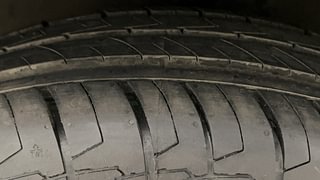 Used 2014 Maruti Suzuki Ritz [2012-2017] Vxi Petrol Manual tyres LEFT FRONT TYRE TREAD VIEW