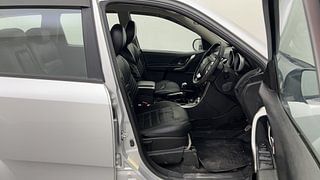 Used 2021 Mahindra XUV500 [2018-2021] W7 Diesel Manual interior RIGHT SIDE FRONT DOOR CABIN VIEW