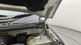 Used 2021 Mahindra XUV500 [2018-2021] W7 Diesel Manual engine ENGINE LEFT SIDE HINGE & APRON VIEW