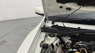 Used 2019 Renault Duster [2015-2019] 85 PS RXS MT Diesel Manual engine ENGINE RIGHT SIDE HINGE & APRON VIEW