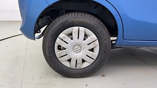 Used 2018 Maruti Suzuki Alto 800 LXi Petrol Manual tyres RIGHT REAR TYRE RIM VIEW