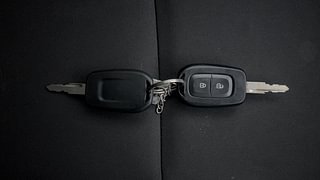Used 2021 Renault Kwid 1.0L RXT(O) AMT Petrol Automatic extra CAR KEY VIEW