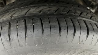 Used 2019 Mahindra KUV100 NXT [2017-2020] K4+ D 6 STR Diesel Manual tyres RIGHT REAR TYRE TREAD VIEW
