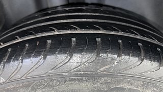 Used 2015 Volkswagen Polo [2015-2019] Comfortline 1.2L (P) Petrol Manual tyres RIGHT REAR TYRE TREAD VIEW
