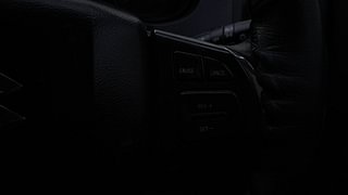 Used 2017 Maruti Suzuki Vitara Brezza [2016-2020] ZDI PLUS Dual Tone Diesel Manual top_features Cruise control