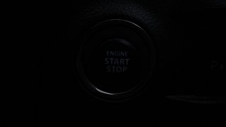 Used 2017 Maruti Suzuki Vitara Brezza [2016-2020] ZDI PLUS Dual Tone Diesel Manual top_features Keyless start