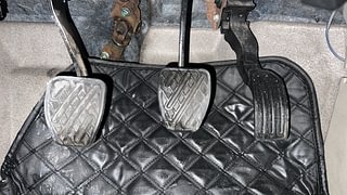 Used 2014 Nissan Sunny [2011-2014] XL Petrol Manual interior PEDALS VIEW