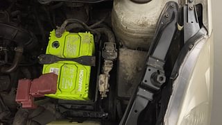 Used 2013 Maruti Suzuki Swift [2011-2017] VXi Petrol Manual engine ENGINE LEFT SIDE VIEW