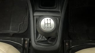 Used 2013 Maruti Suzuki Swift [2011-2017] VXi Petrol Manual interior GEAR  KNOB VIEW