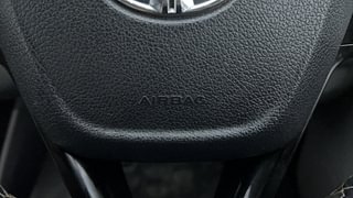 Used 2019 Tata Nexon [2017-2020] XZA Plus Dual Tone Roof AMT Petrol Petrol Automatic top_features Airbags