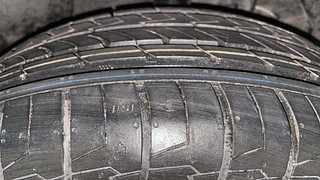 Used 2017 Maruti Suzuki Vitara Brezza [2016-2020] ZDI PLUS Dual Tone Diesel Manual tyres RIGHT FRONT TYRE TREAD VIEW