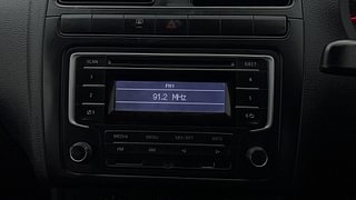 Used 2015 Volkswagen Polo [2015-2019] Comfortline 1.2L (P) Petrol Manual top_features Integrated (in-dash) music system