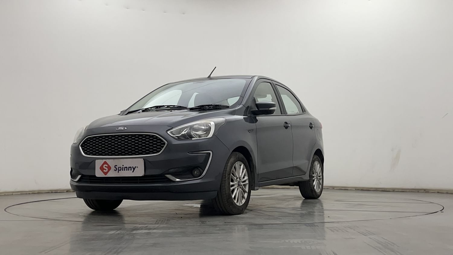 LEFT FRONT CORNER VIEW